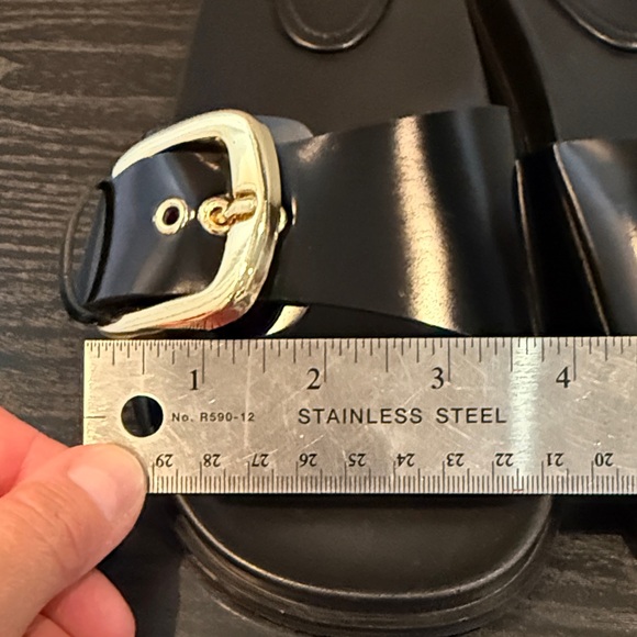 Zara Black Sandals with Gold Accent - Picture 15 of 17